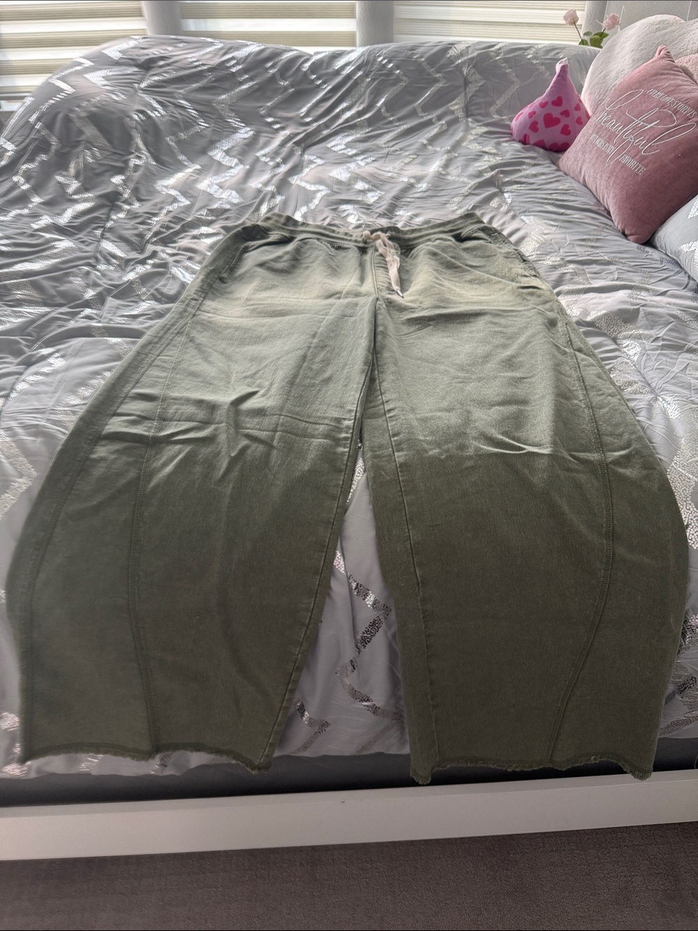 aerie Olive Green Wide-Leg Pants